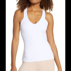 ALO YOGA Elevate Tank Ribbed And White Size Small Inside Support